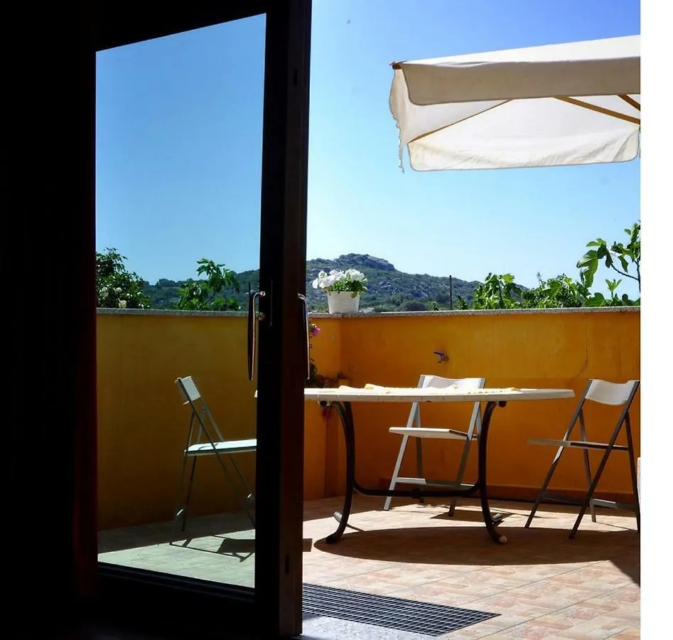 Casa Duminicheddha, Mare E Relax In Gallura Bassacutena